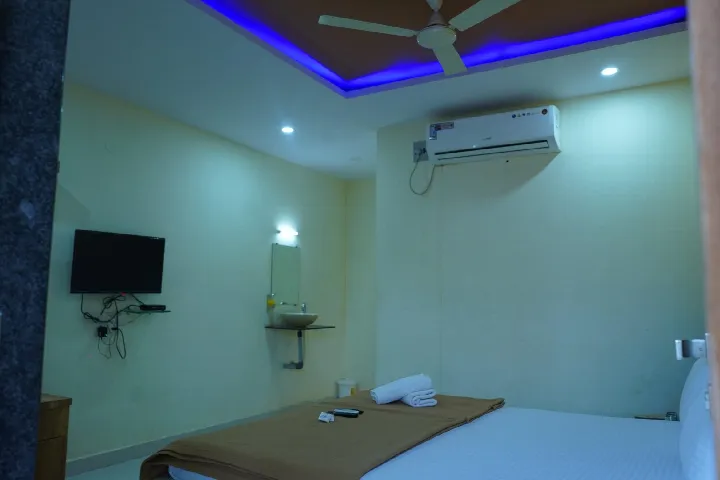 AC Deluxe Room — photo 4