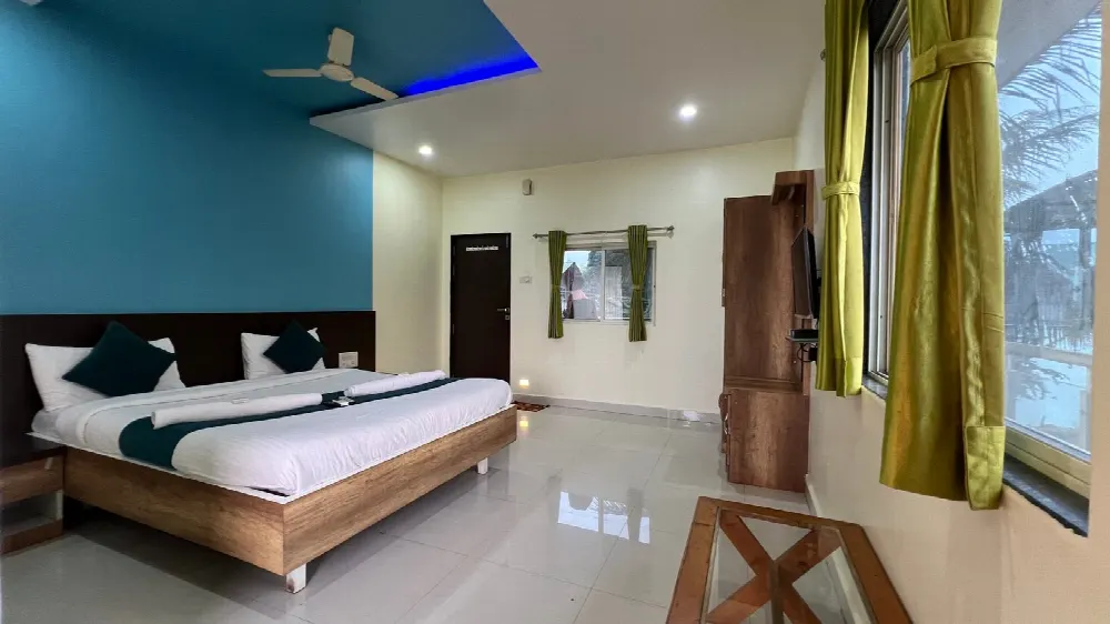 AC Deluxe Room at Jalsrushti Agro Tourism