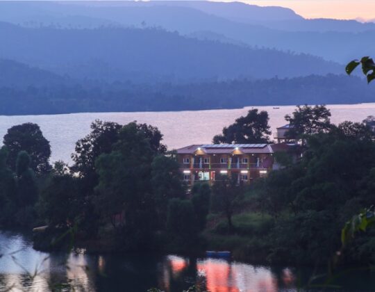 Reconnect with Nature: Experience Serenity and Adventure at Tapola Lake View Resort with Jalsrushti Agro Tourism