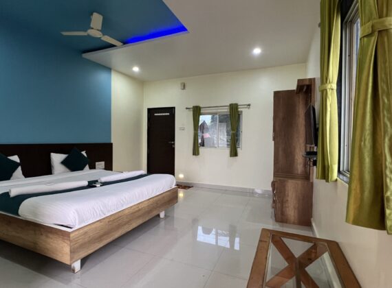 AC Deluxe Room Without Bathtub